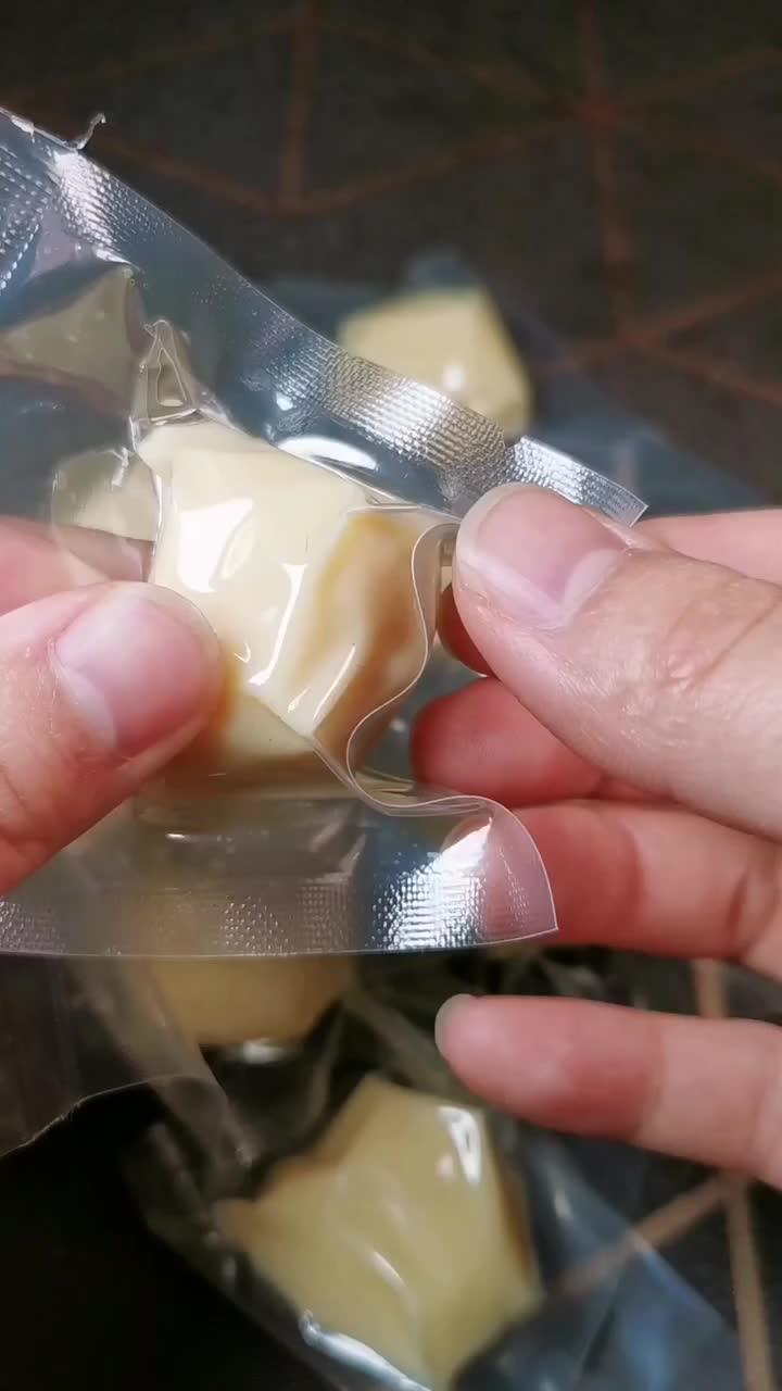 对着电脑一整天?枸杞猪肝粥清肝明目,下班看地铁广告字都清楚
