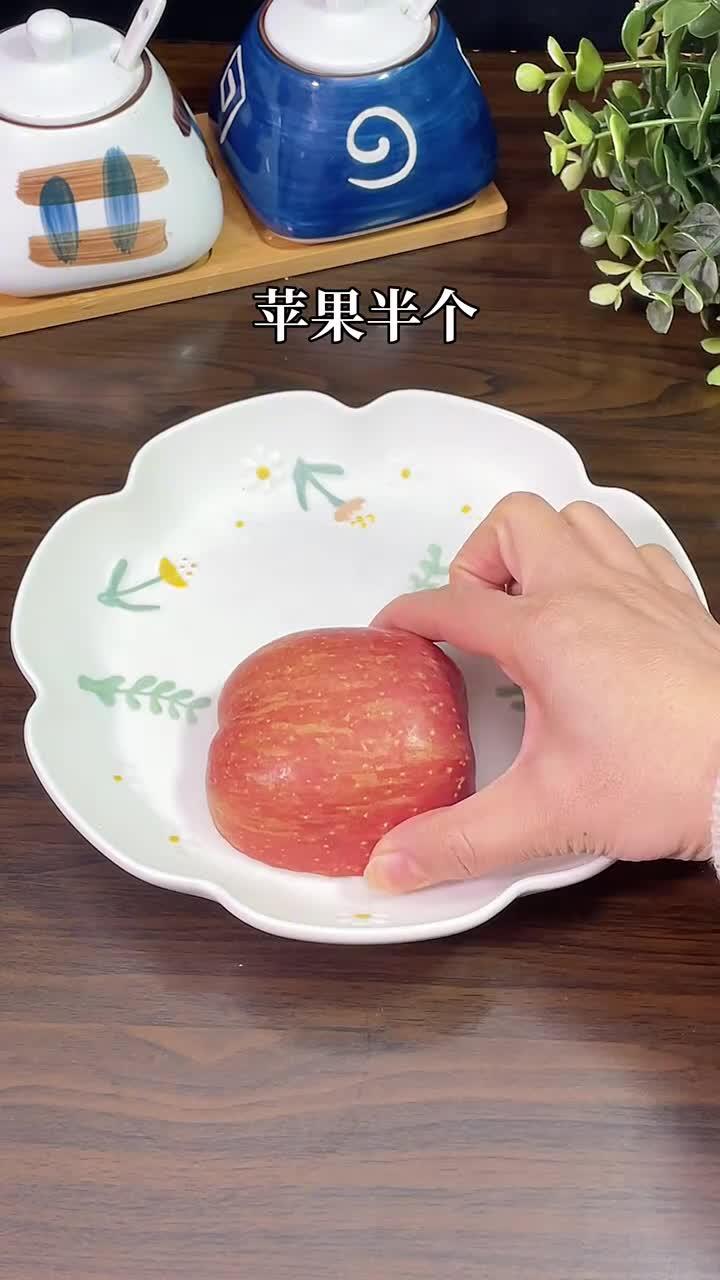 中老年人喝豆浆，搭配 1 个包子，10 分钟吃饱，精神好