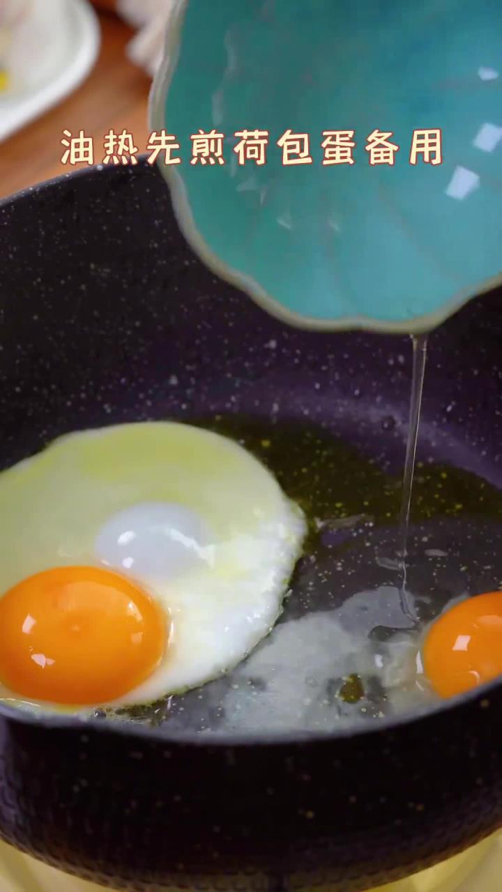 秋季节一定要给安排的汤萝卜丝煎蛋汤，汤鲜味美爱喝