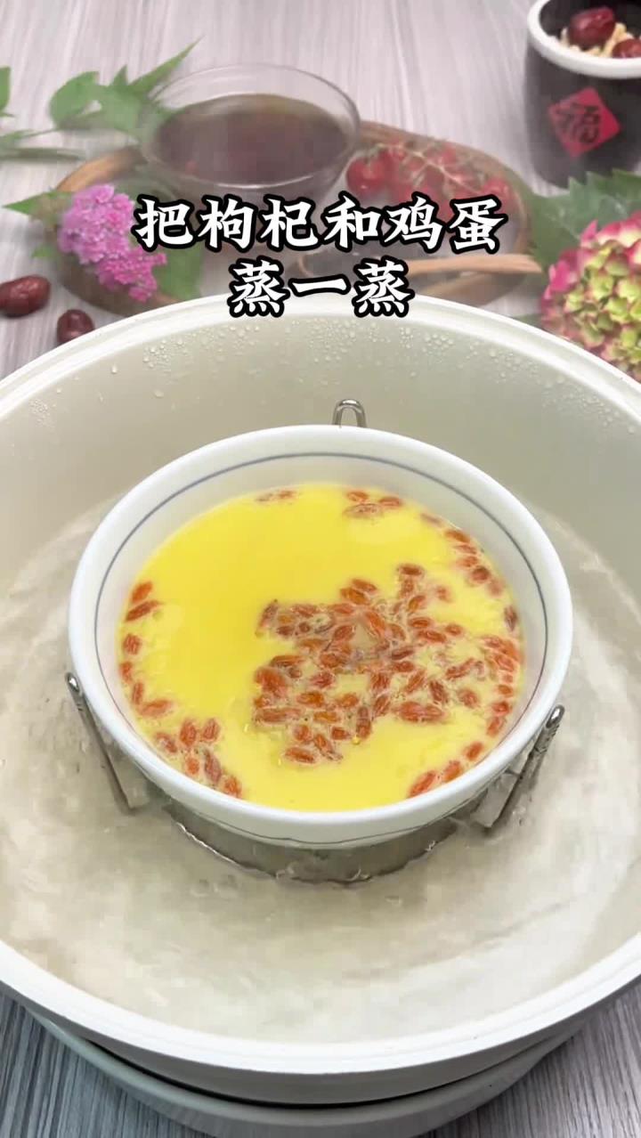 “补肾粥” 这样煮！黑豆 + 芡实，男人女人都需要