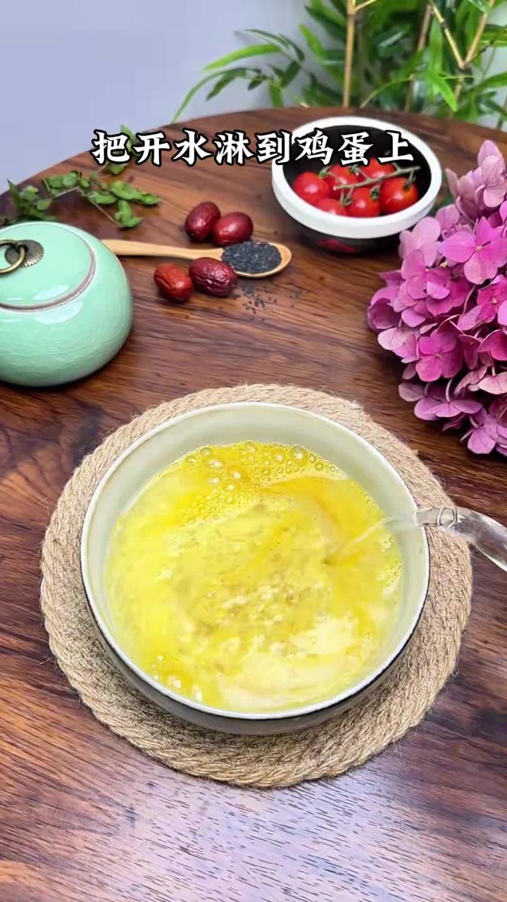 “清肠果汁”:菠菜苹果汁,喝完排便超顺畅