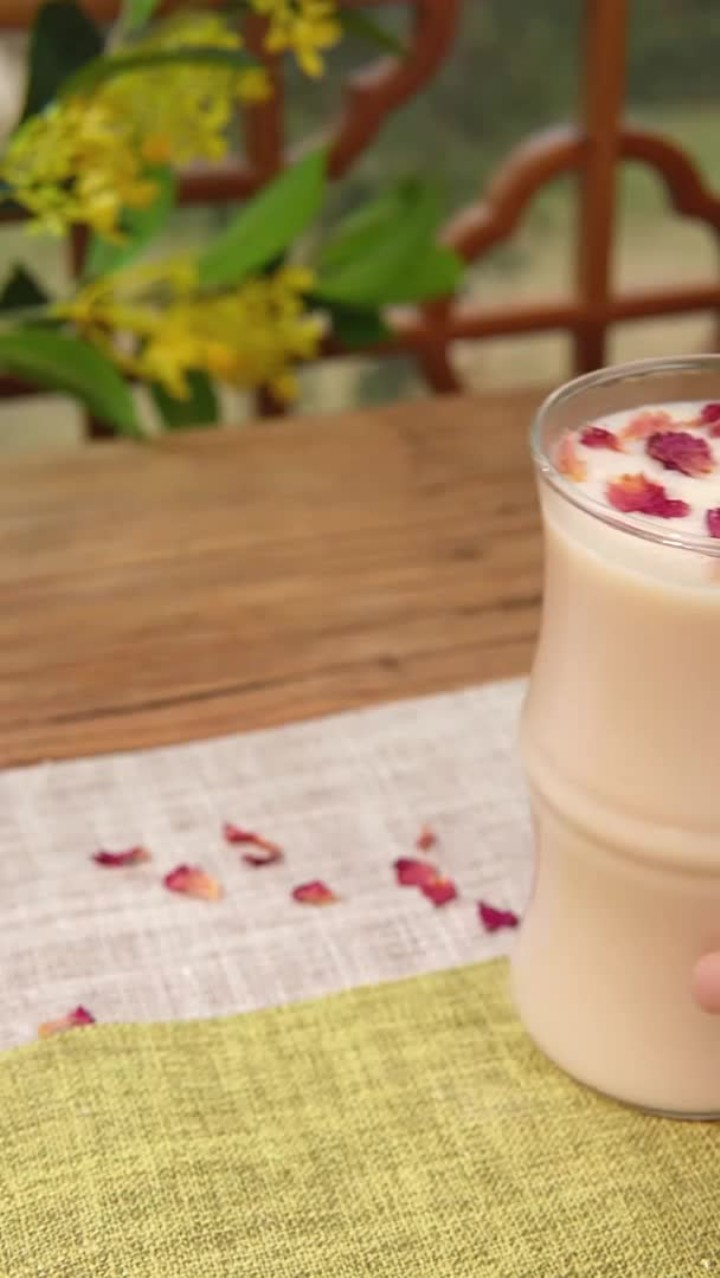 养生女孩的营养早餐豆浆，一周三次，脾胃巨舒服！