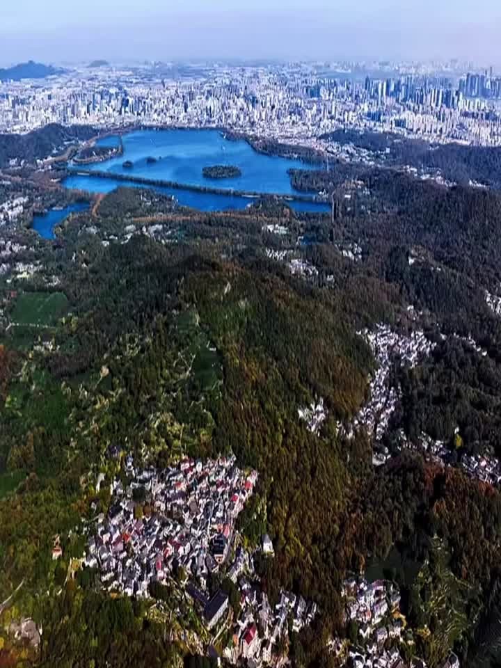 航拍杭州西湖全景,水光潋滟晴方好,谁能拒绝这么美的西湖呢