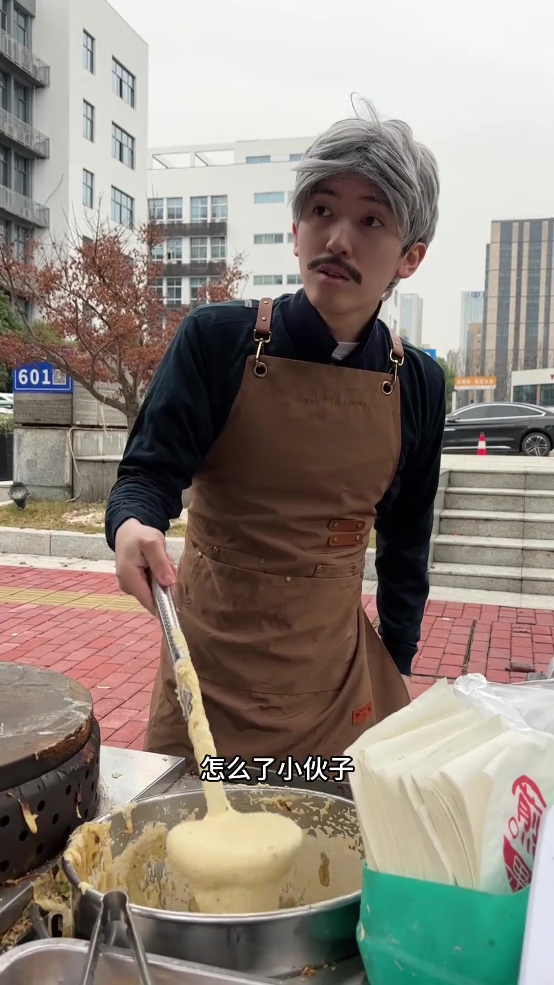 和煎饼摊老板混熟了,还有这种好事