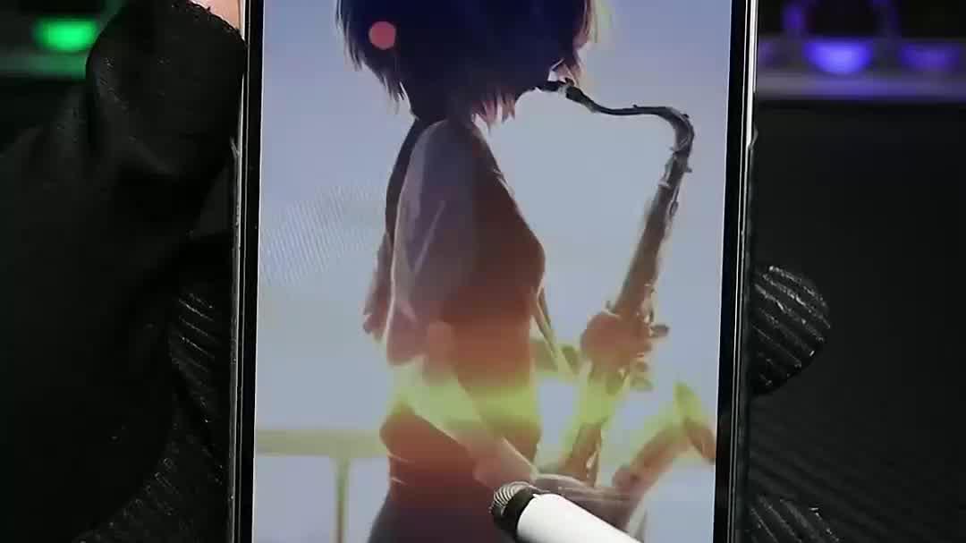 iPhone轻点屏幕就能自动更换锁屏壁纸设置教程来了！
