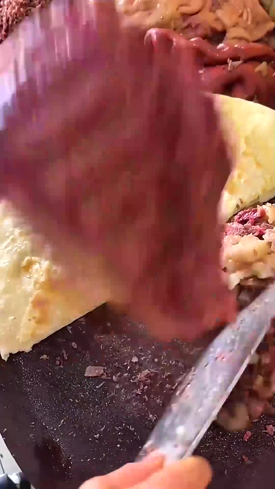  大饼卷肉真有食欲