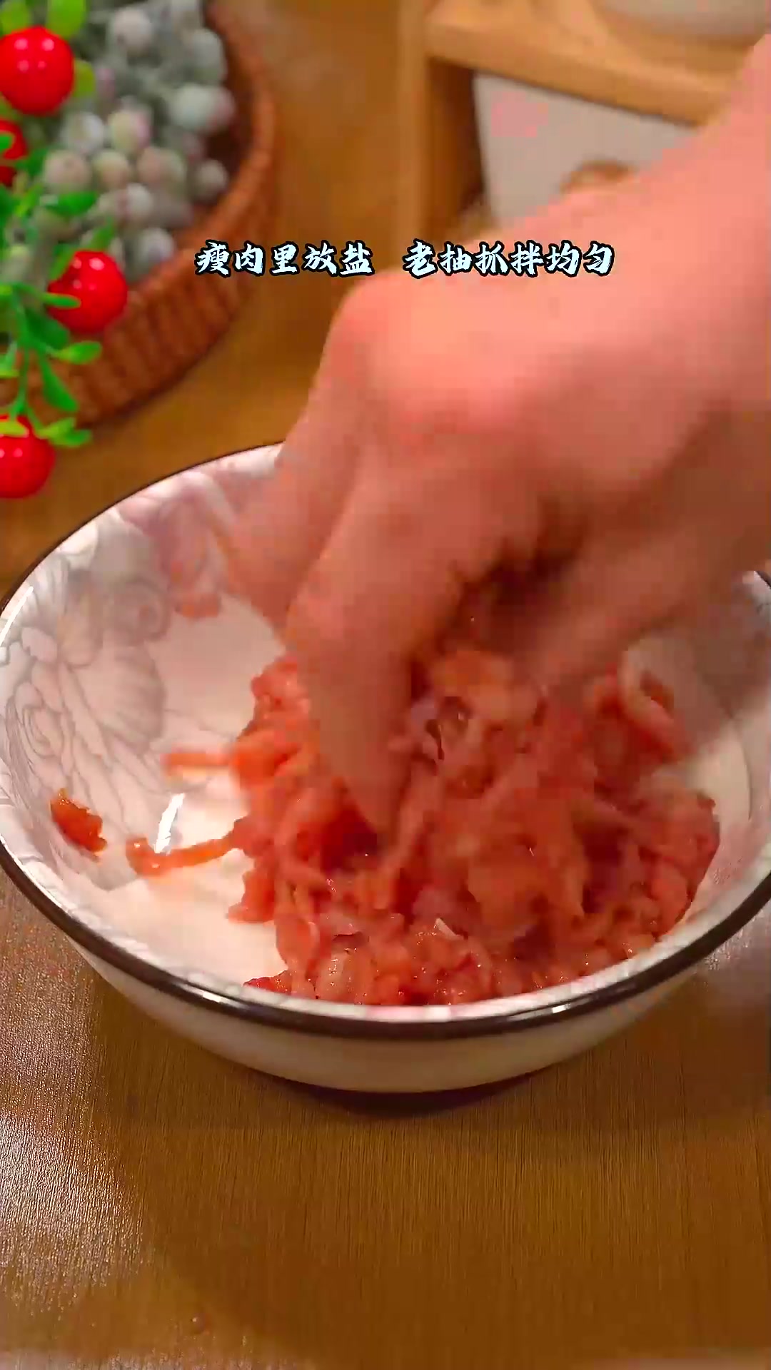  胡萝卜丝炒肉美味下饭的胡萝卜丝炒肉