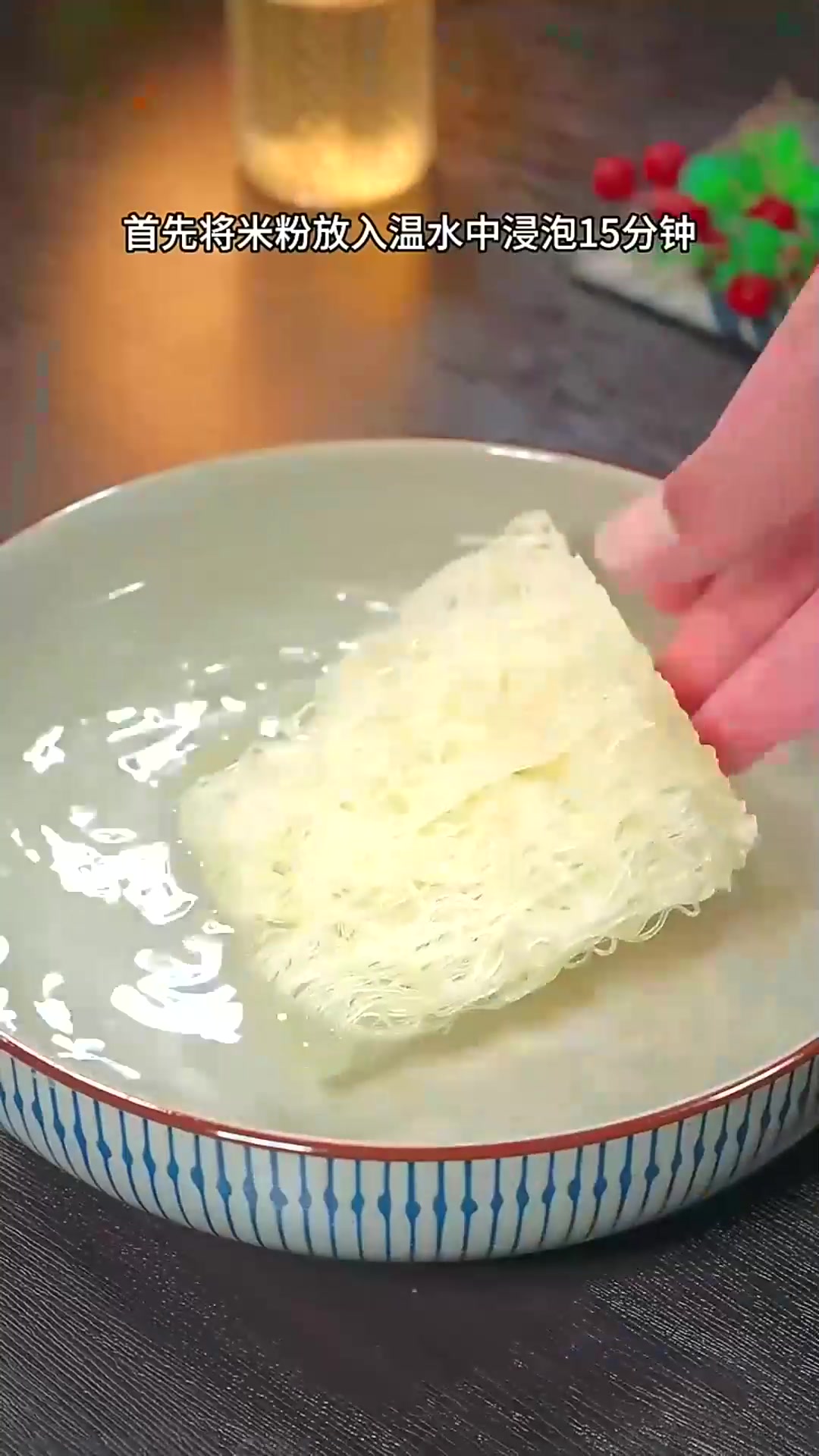  下班回家不想吃饭，可以试试这个炒米粉