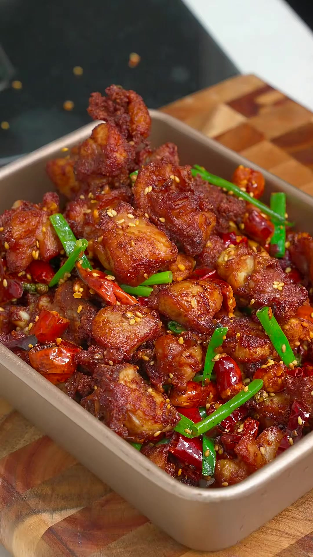 想吃重庆辣子鸡别再去饭店了,教你在家做,味道一点不比饭店的差