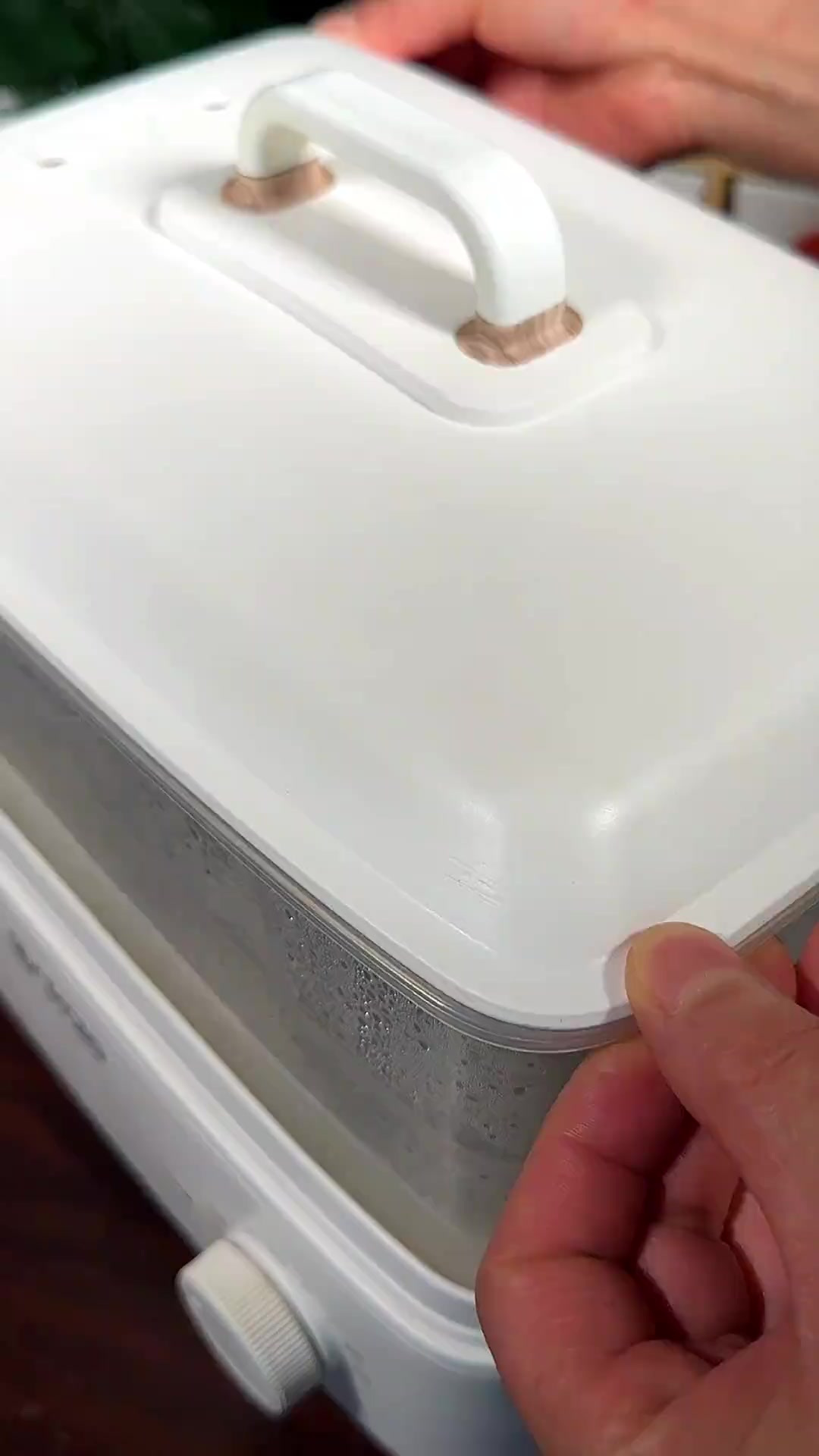 想要身体好,五谷杂粮不能少,做成这个蔬菜窝窝头,蓬松暄软,家