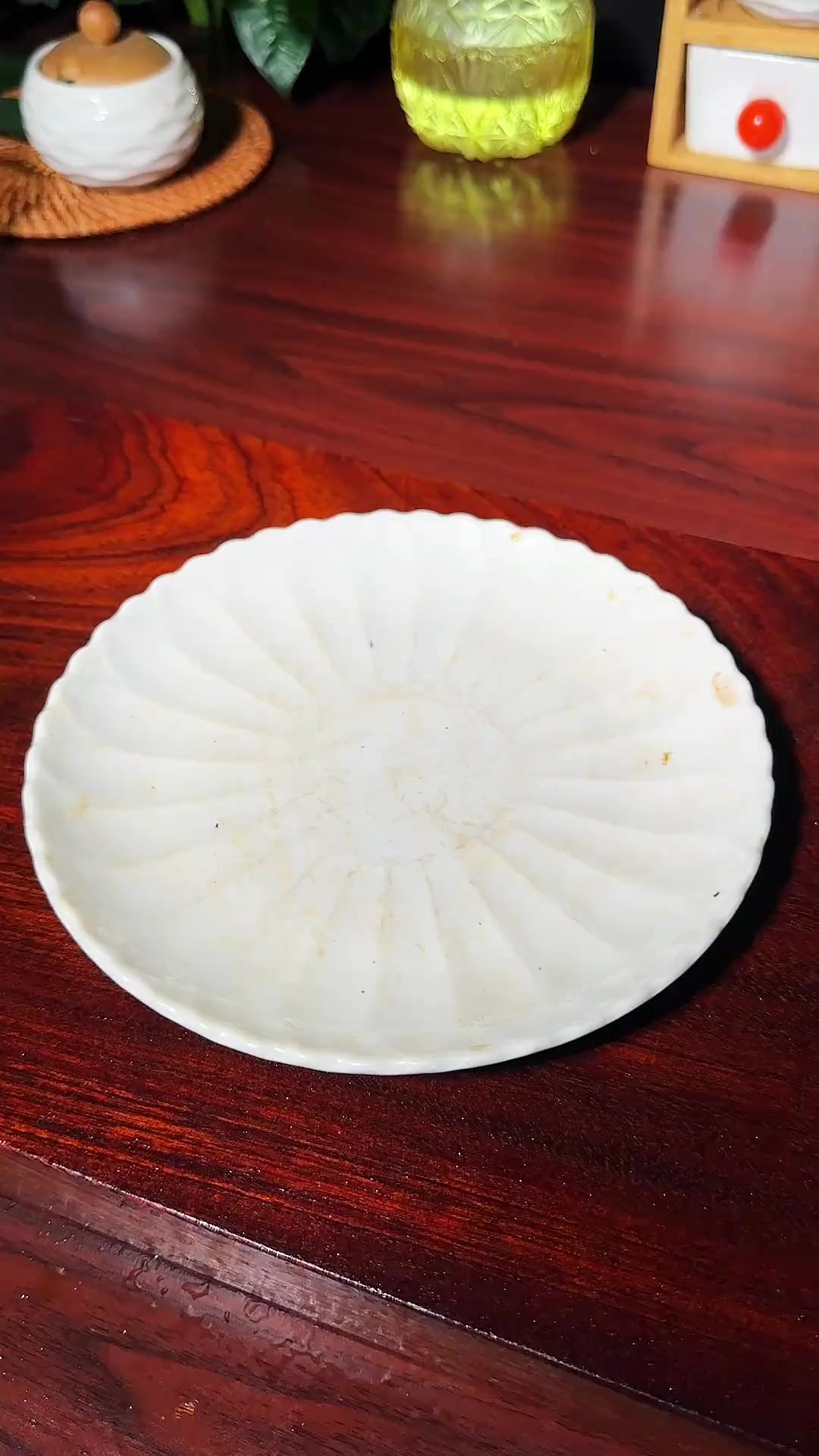 天冷了，就适合吃这个热乎乎的砂锅麻辣烫，做法简单，比外面买的