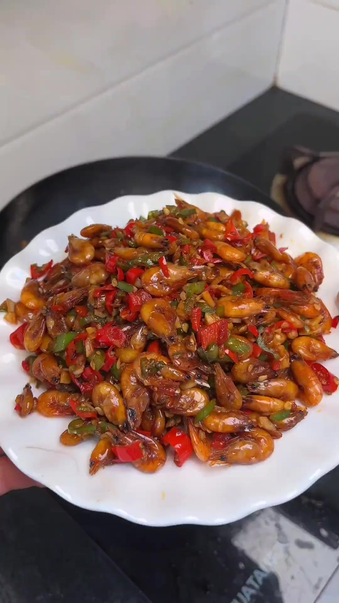 鲜香酥脆的香辣小河虾想不想来一盘