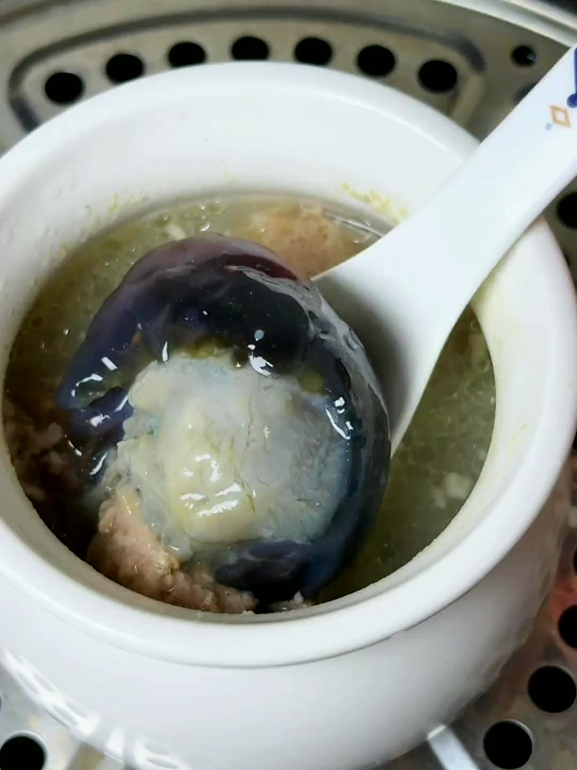 江西特产原来不是辣,而是皮蛋肉饼汤