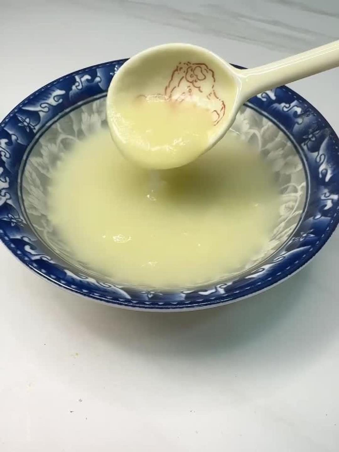 每天一碗小米粥,养生功效翻倍,省钱又健康!
