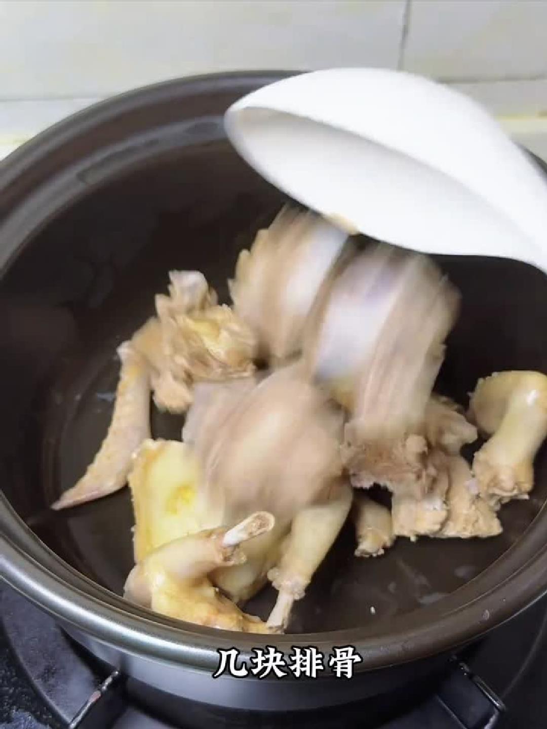 暖心暖胃一锅汤！秋日滋补就喝它~