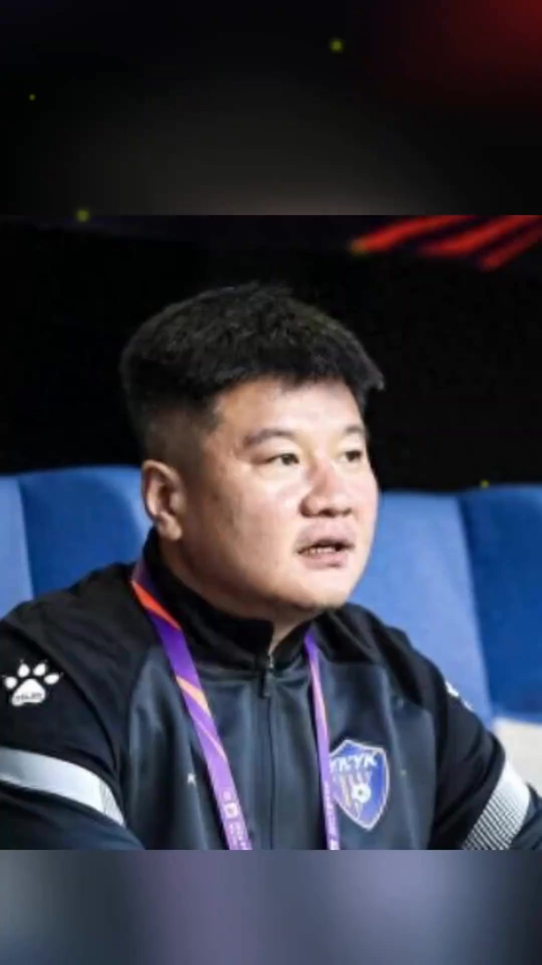 不满李铁遭戏谑!47岁李金羽怒怼网友:再怎么样,他也是我前队友