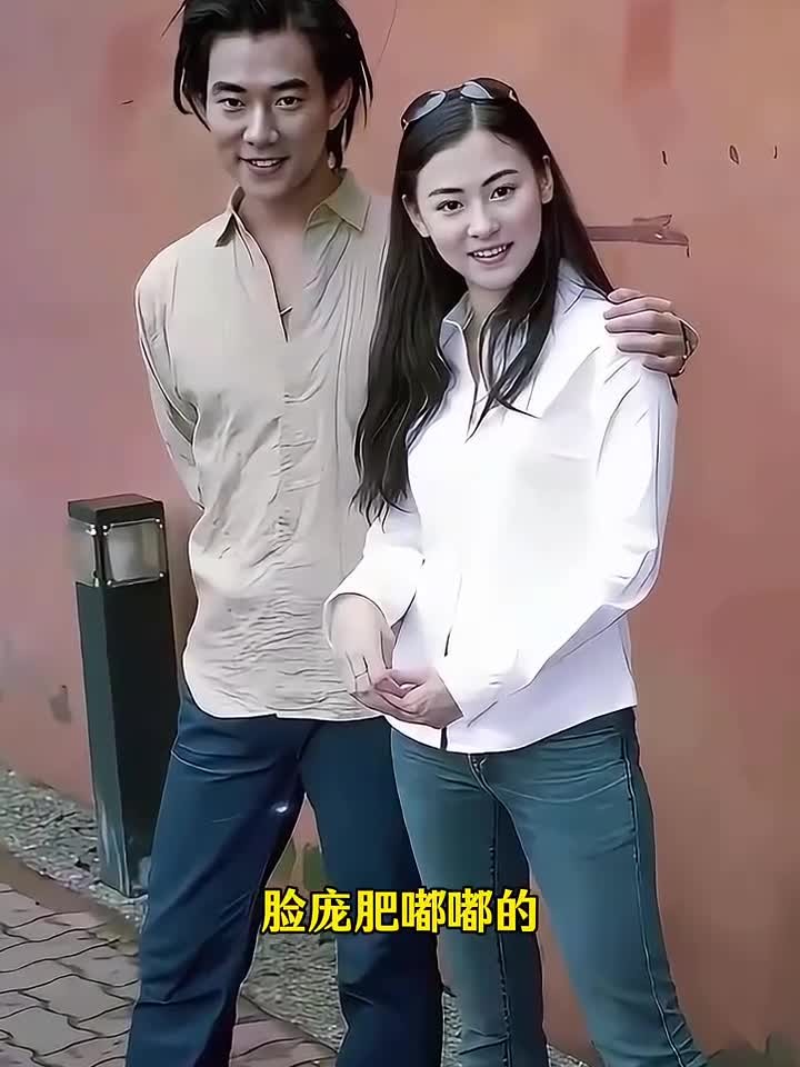 突然发现,老照片中的张柏芝脸庞肥嘟嘟的,看上去并没有那么惊艳