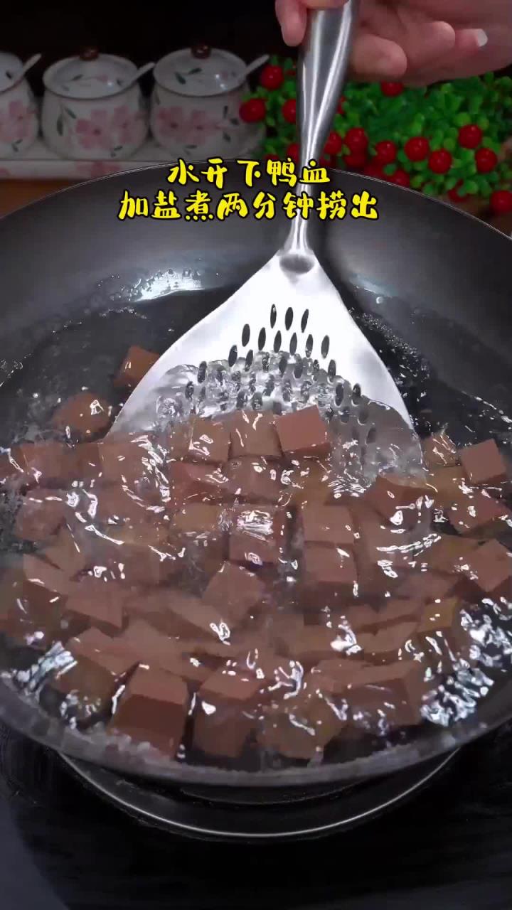 好吃又下饭的韭菜炒鸭血,做法也简单!