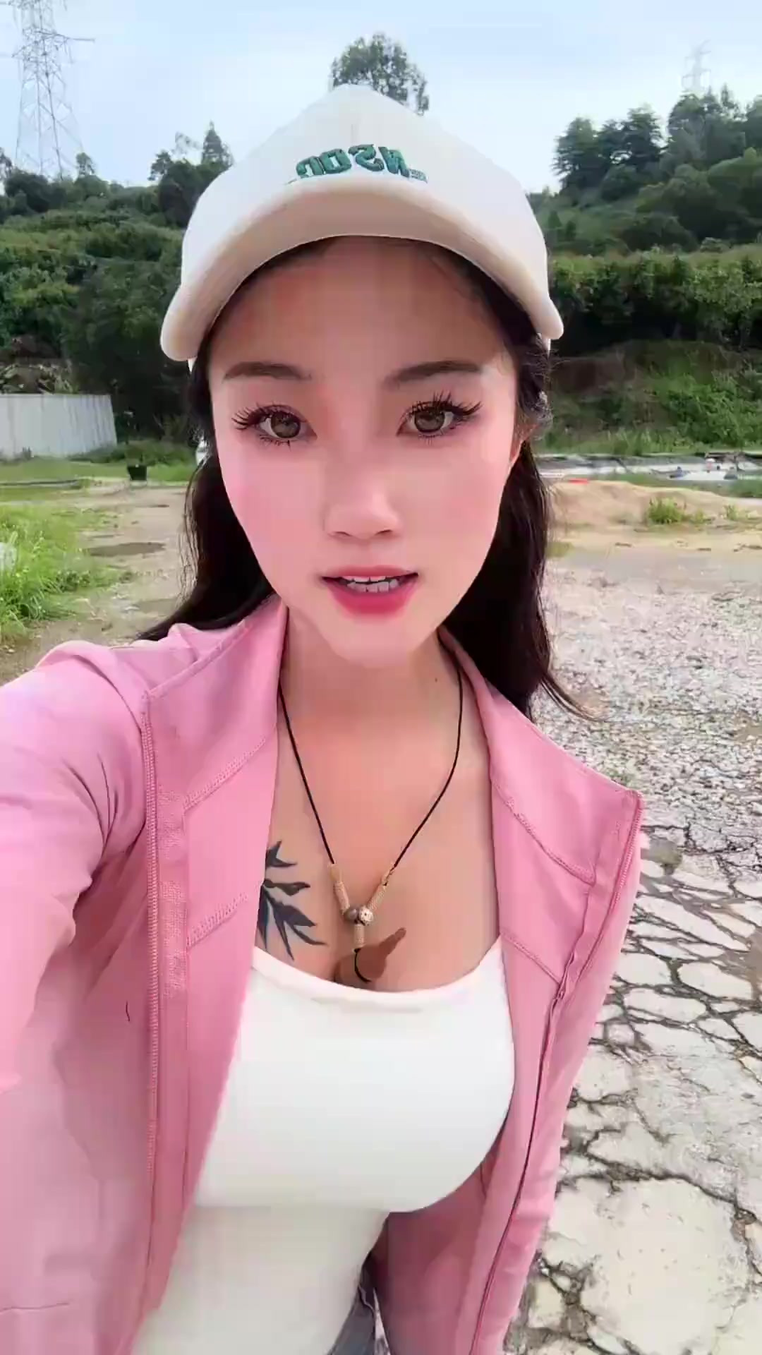 第一次钓这么大的罗非鱼