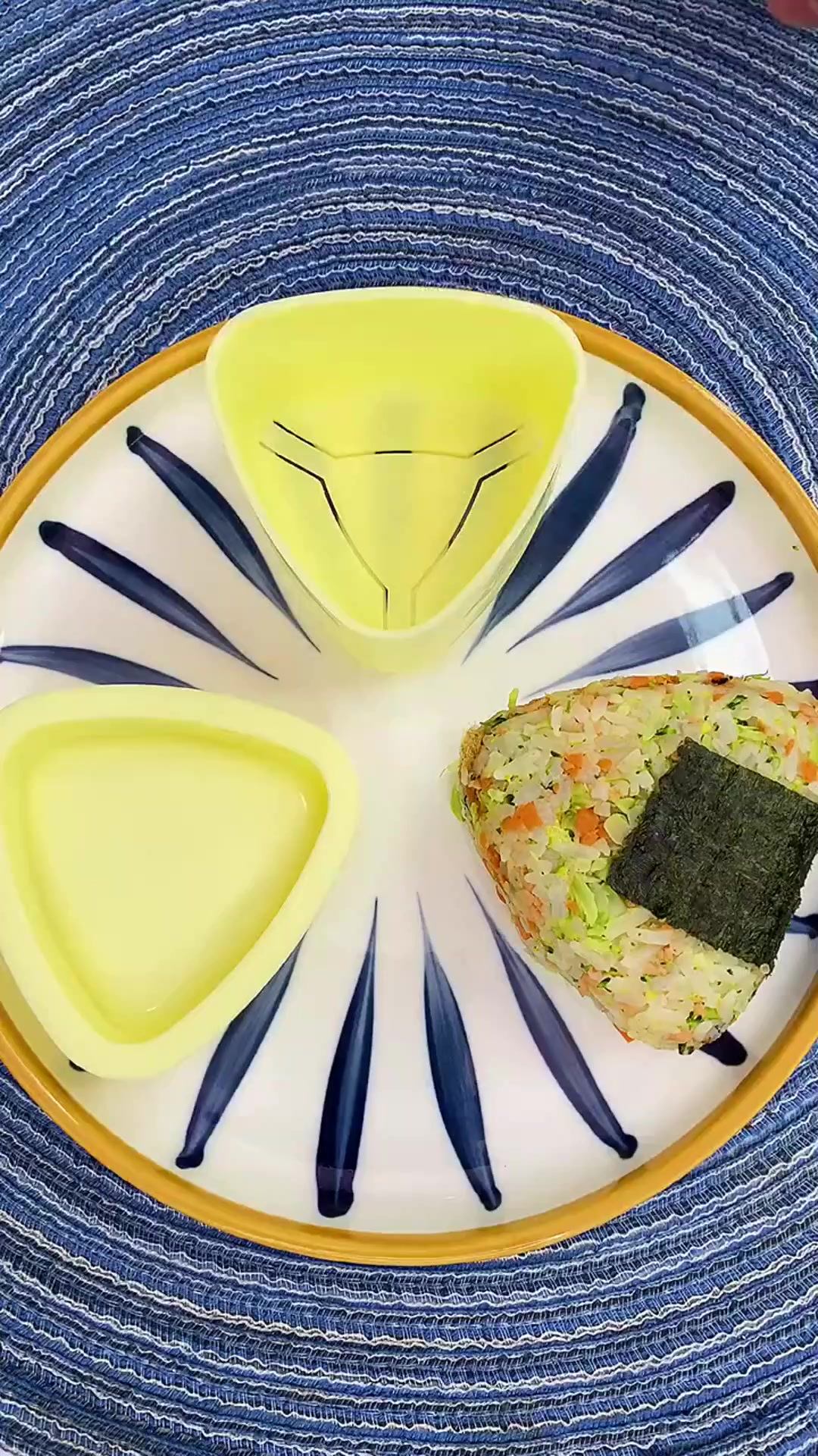 有这饭团模具,还怕孩子不吃饭吗?