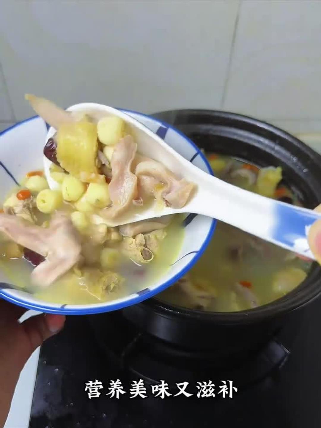 天冷就该喝这碗汤！教你胡椒猪肚鸡的家常做法，汤白味鲜暖身又养