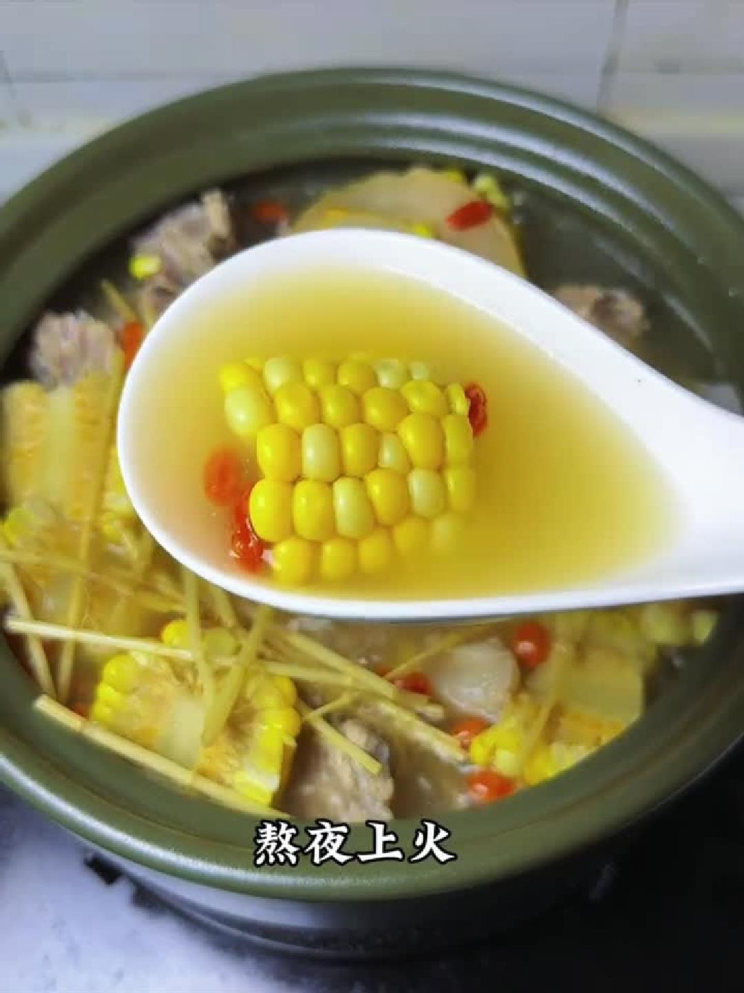 夏日养生必喝!广东靓汤消暑食疗全指南