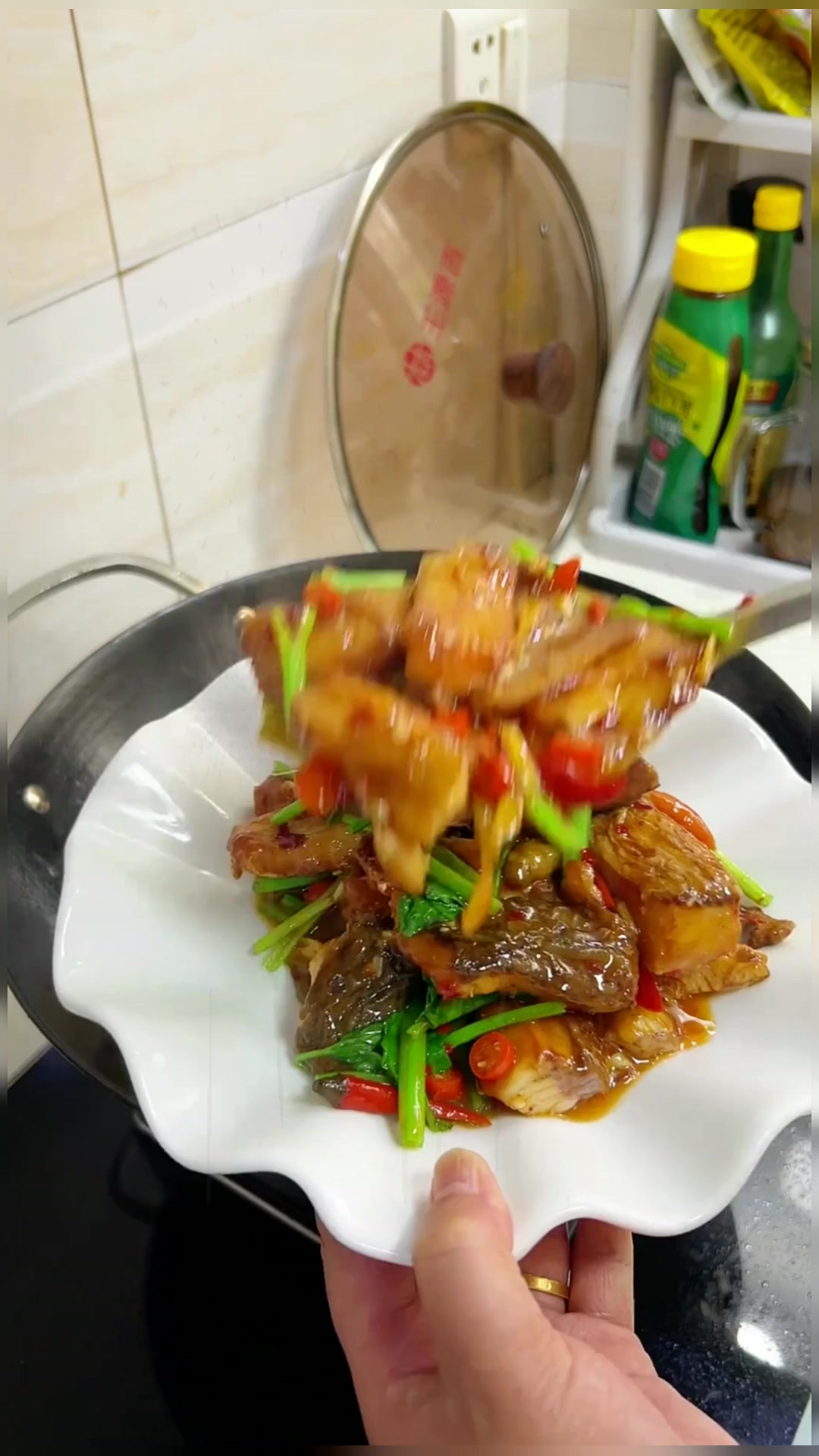 小炒鱼是真的好吃又下饭，一点都不会腥而且还特别滑嫩！