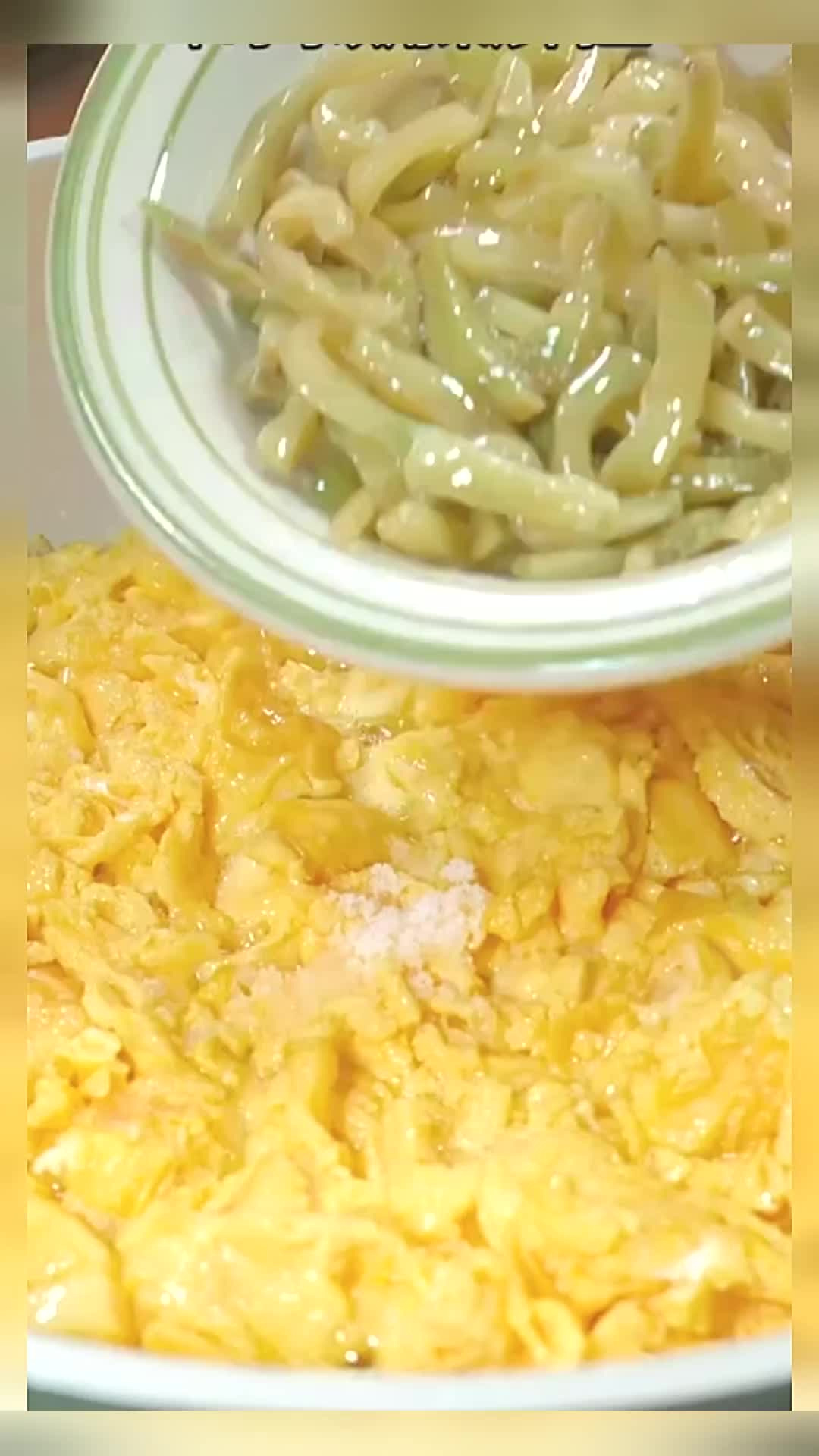 要是没好菜的时候可以试试这个榨菜炒鸡蛋,清爽好吃又下饭