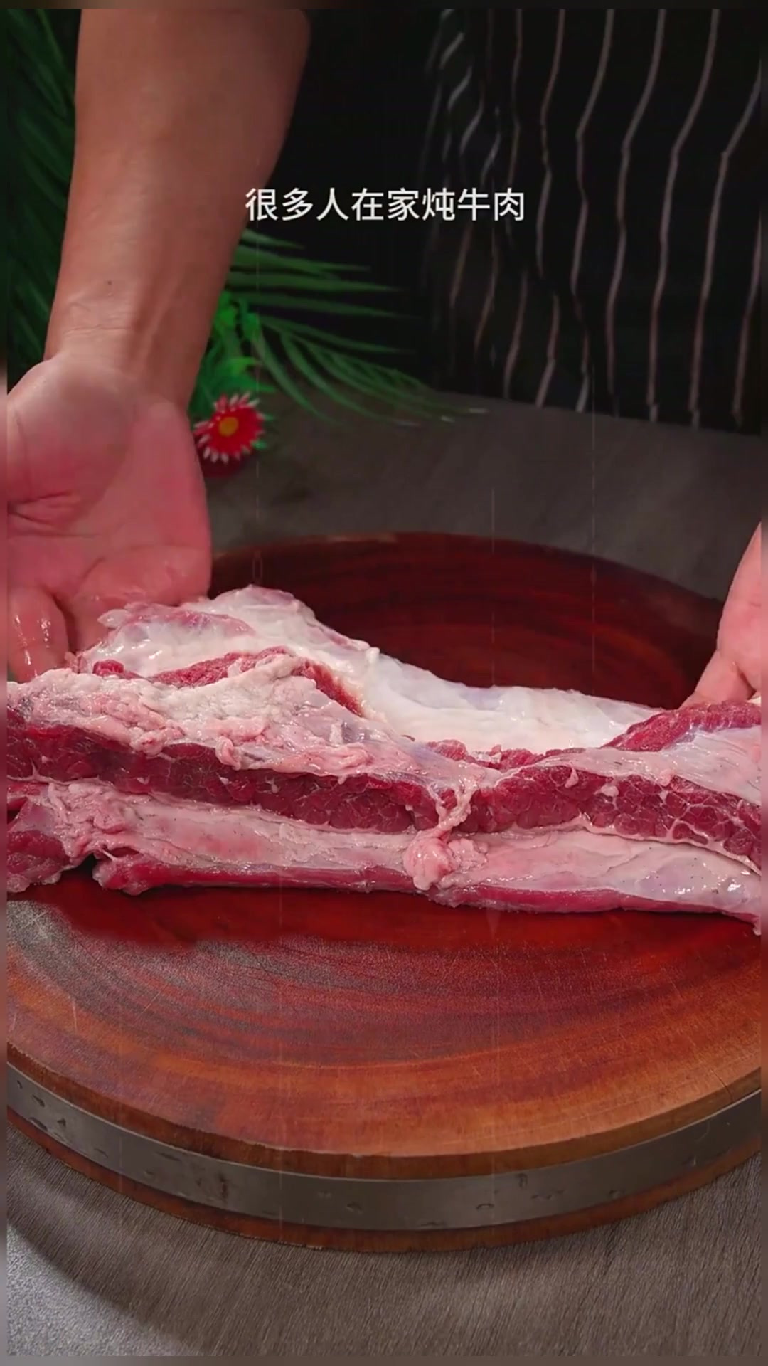 萝卜牛肉汤 家常做法,简单营养又好喝!美食推荐官
