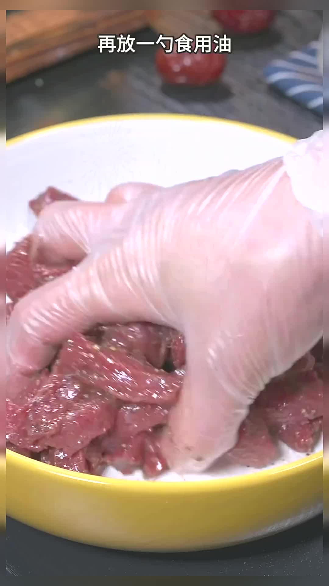 牛肉不要总说红烧和清炖了 你就像我这样做一道黑椒牛柳炒芦笋