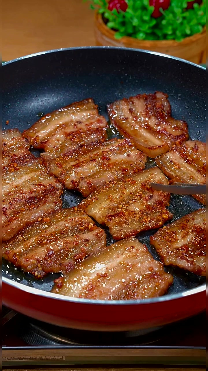 在家也能做香喷喷的烤花肉,隔壁邻居都能闻到香味,馋哭隔壁小孩