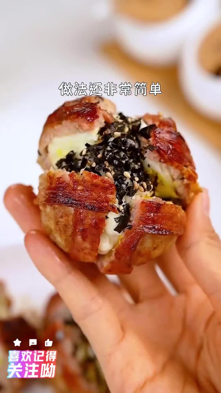 美食街的爆款小吃培根鸡蛋肉馅卷,我在家复刻出来了,做法很简单,有鸡蛋就能做,孩子