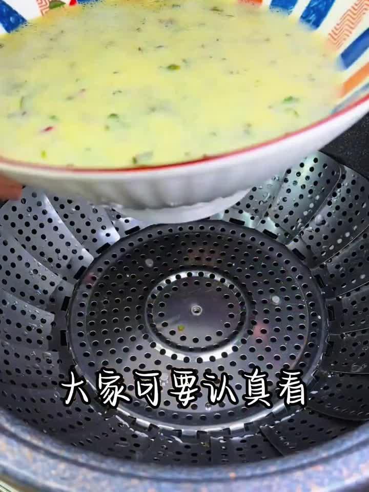 植物蛋白与卵磷脂的健康相遇，马齿苋蒸蛋护心养胃新吃法