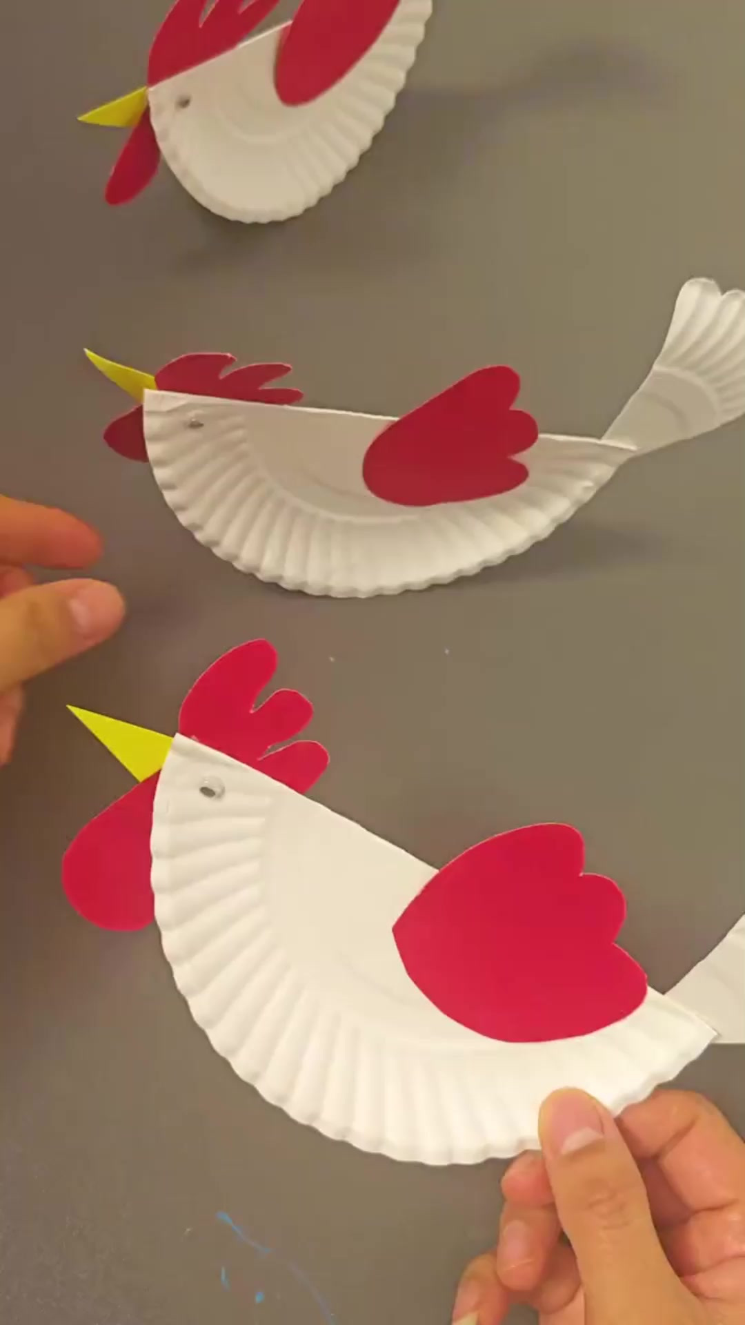 创作灵感 蛋糕盘做个摇摇大公鸡手工diy 亲子手工 学会快去