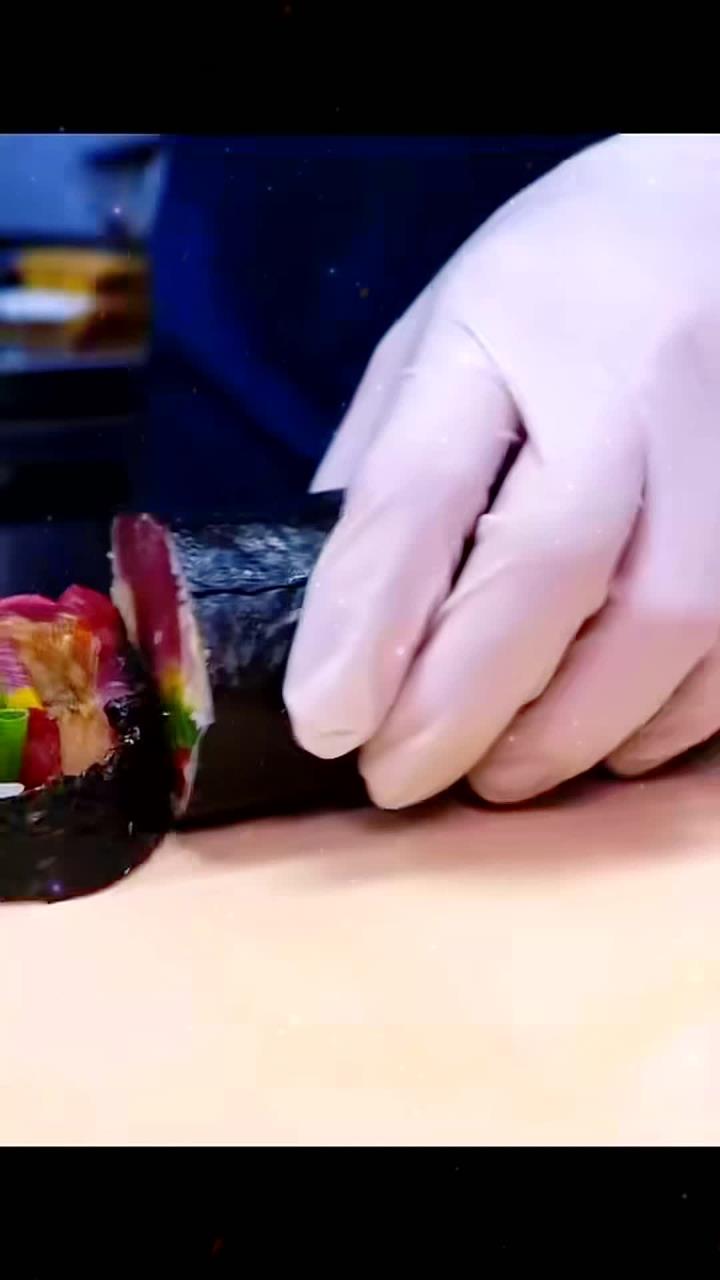 日本金枪鱼寿司_健康美味的海鲜料理金枪鱼寿司减脂美食唯有美食可以治愈一切