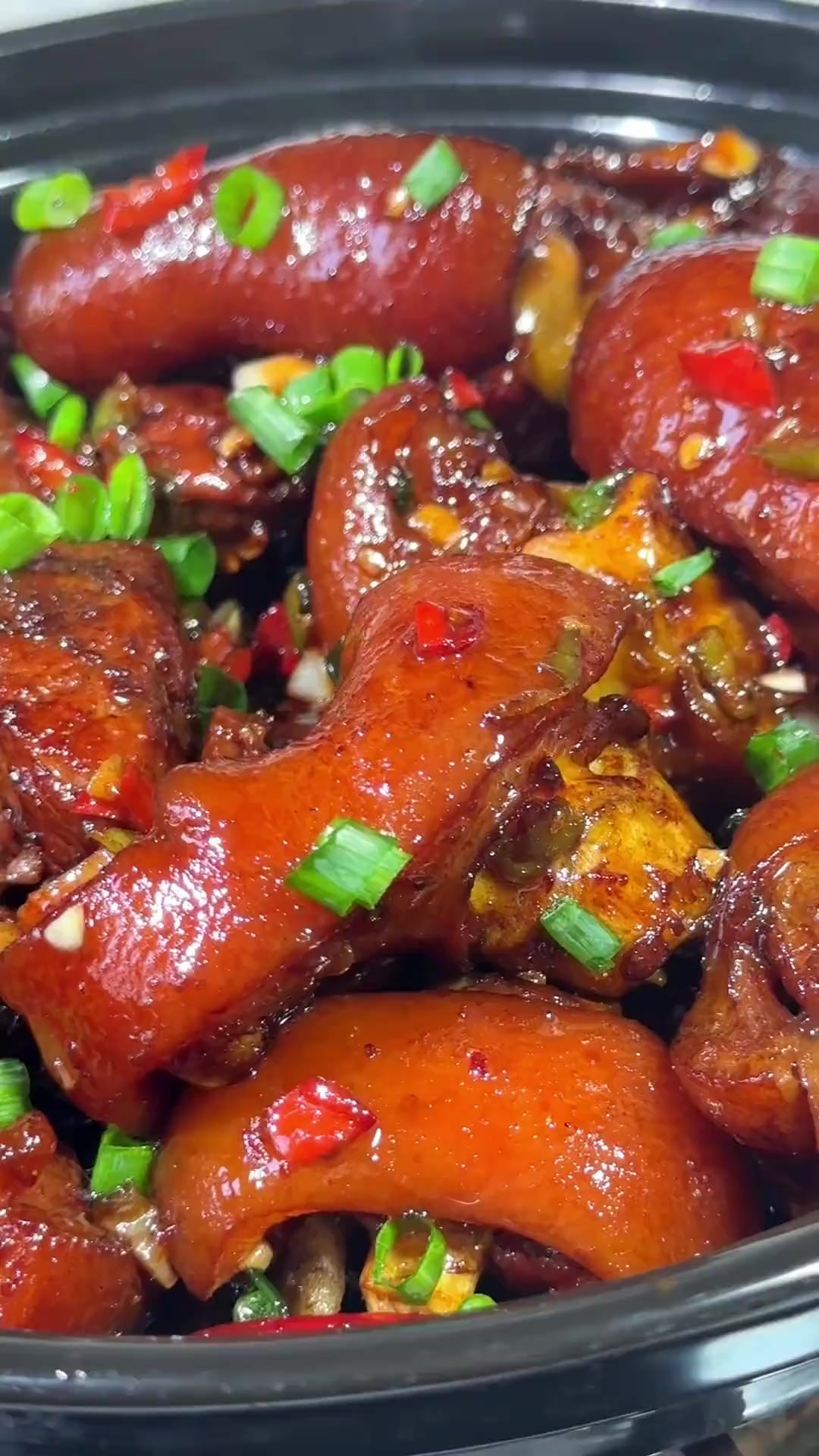 上得厅堂，下得厨房，今天的家常下饭菜：红烧猪蹄