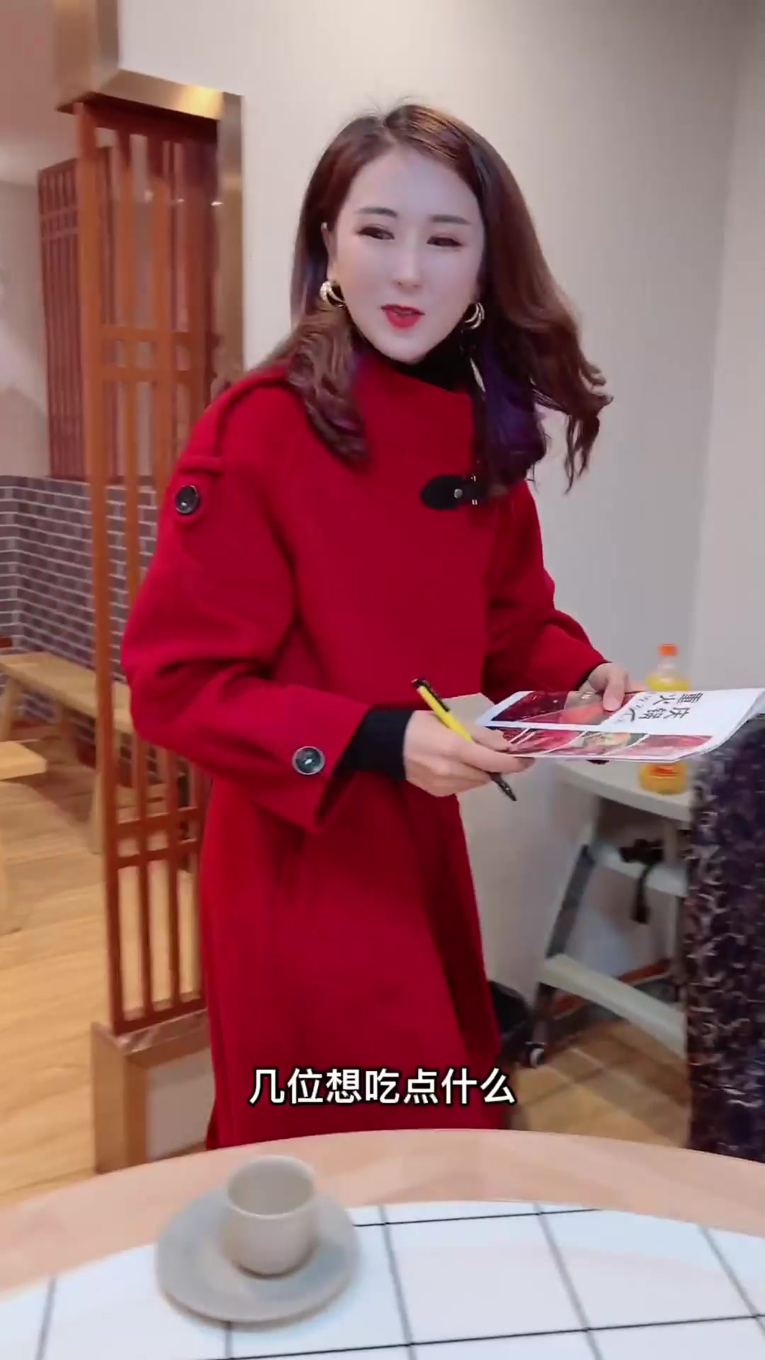 癞蛤蟆还想吃天鹅肉