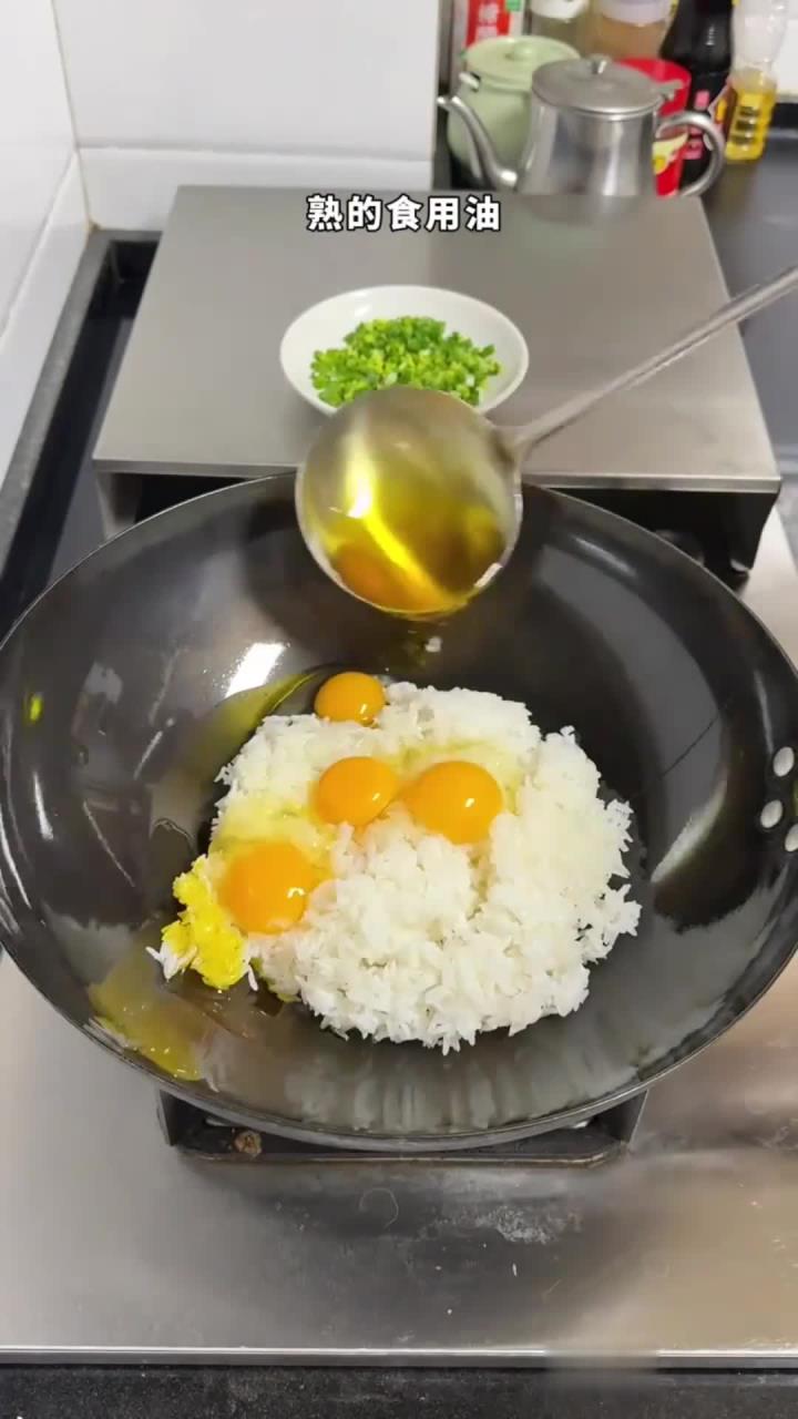 黄金蛋炒饭