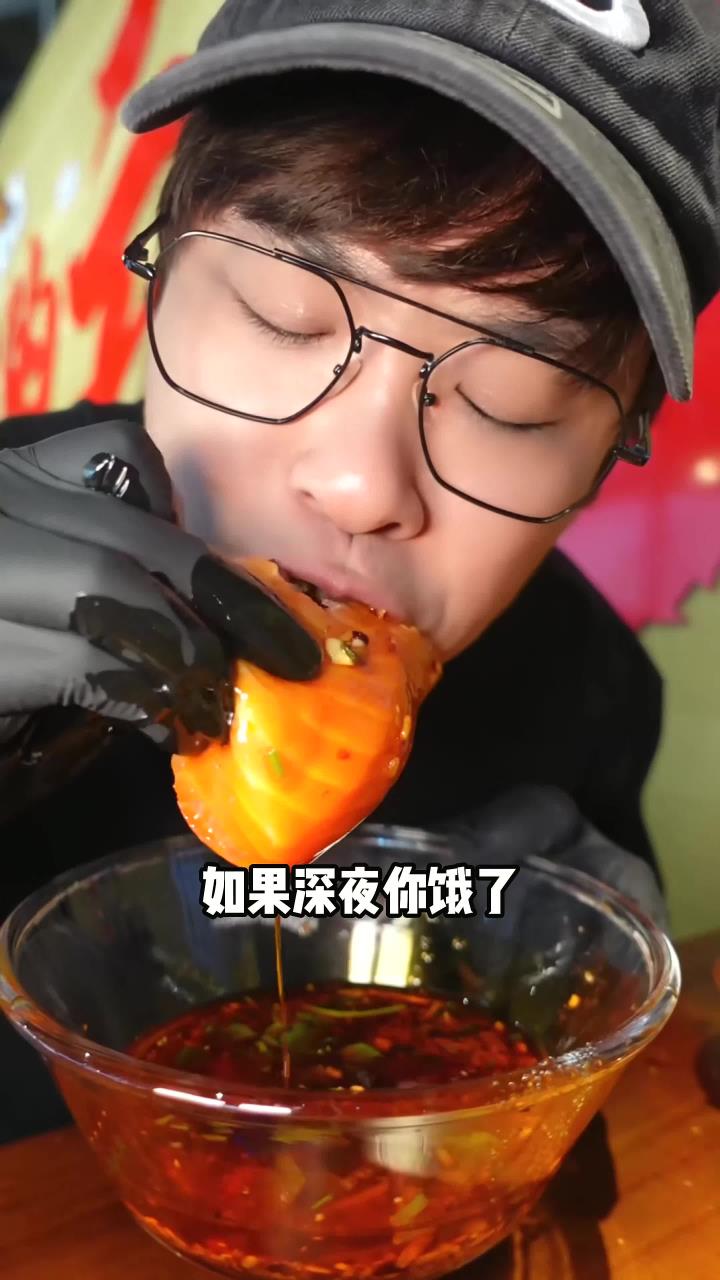 饿了吗？云南火锅局！我先替你们吃了！