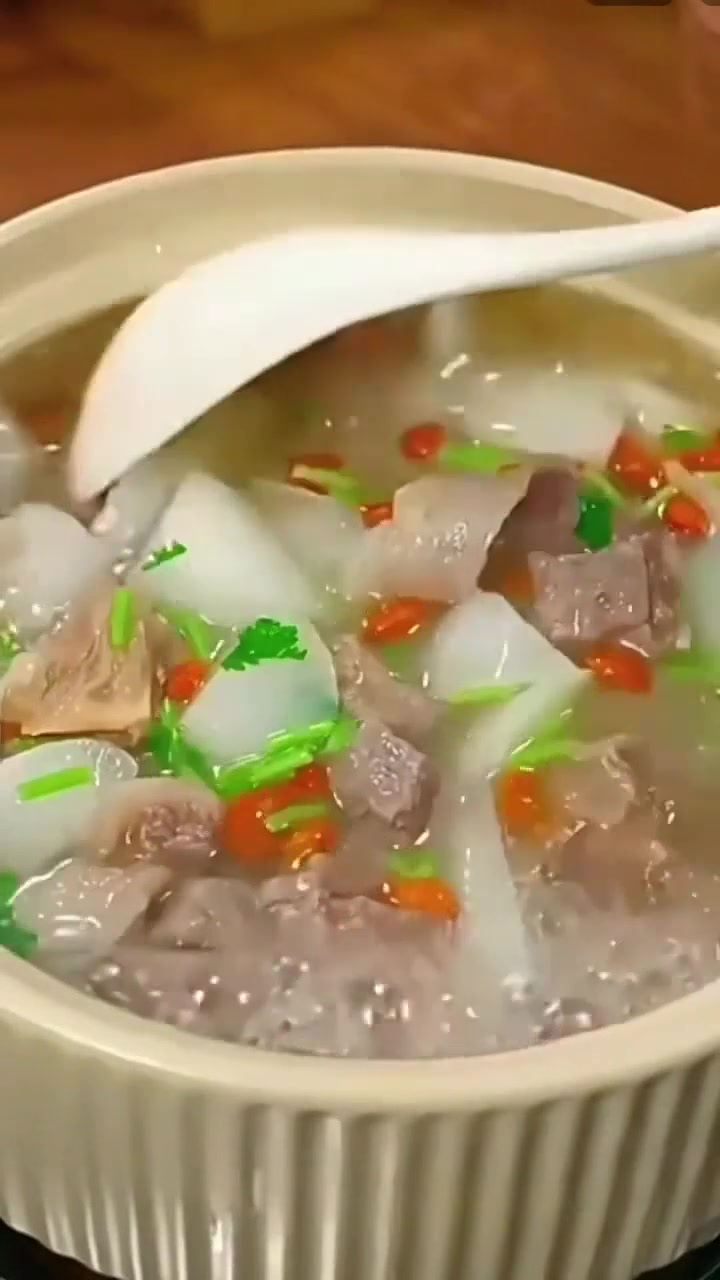 一本好书,受益终生!自从看了《一碗汤》,全家人都夸我是煲汤高