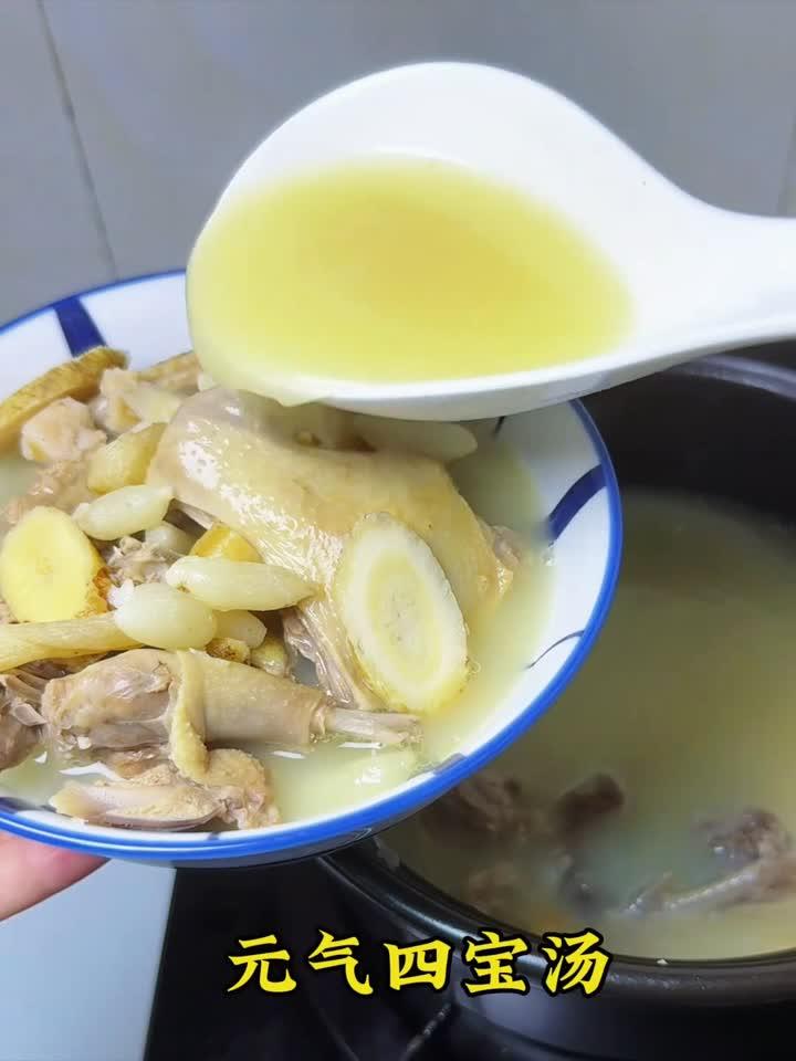 秋冬养生必备！一碗暖心鸽子汤，滋补又暖胃