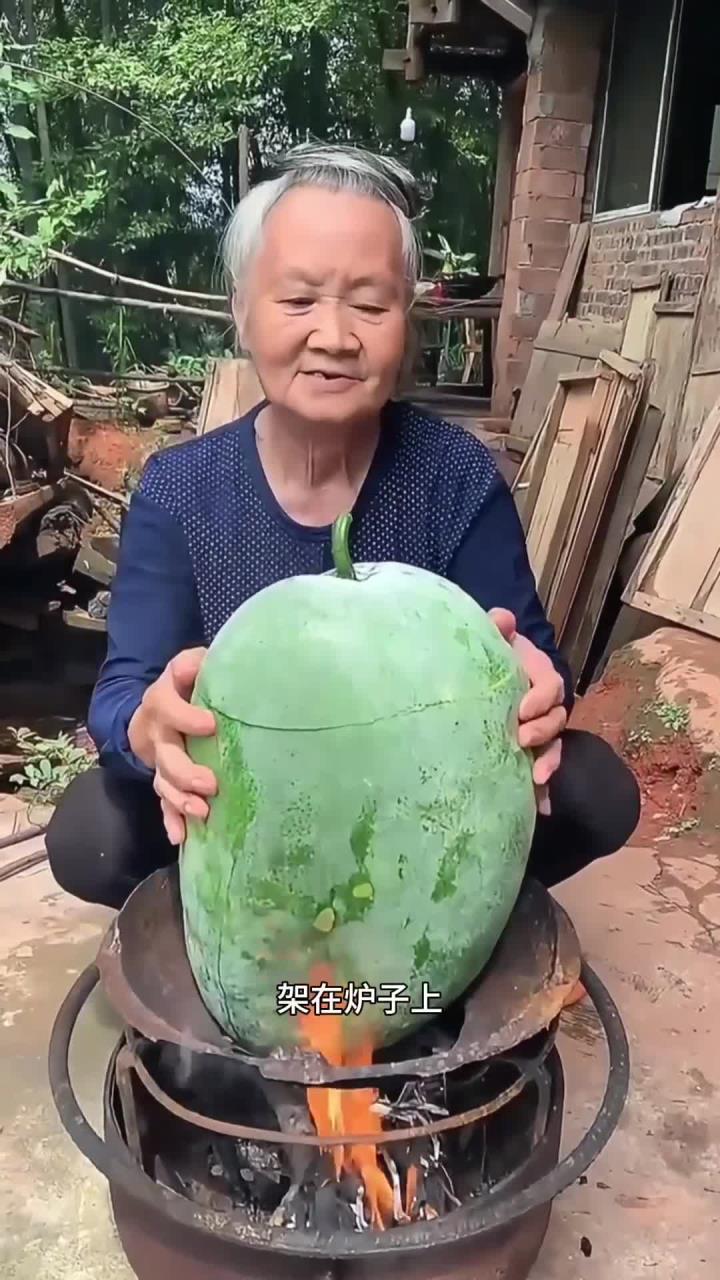 大家吃过这样的冬瓜炖鸡吗
