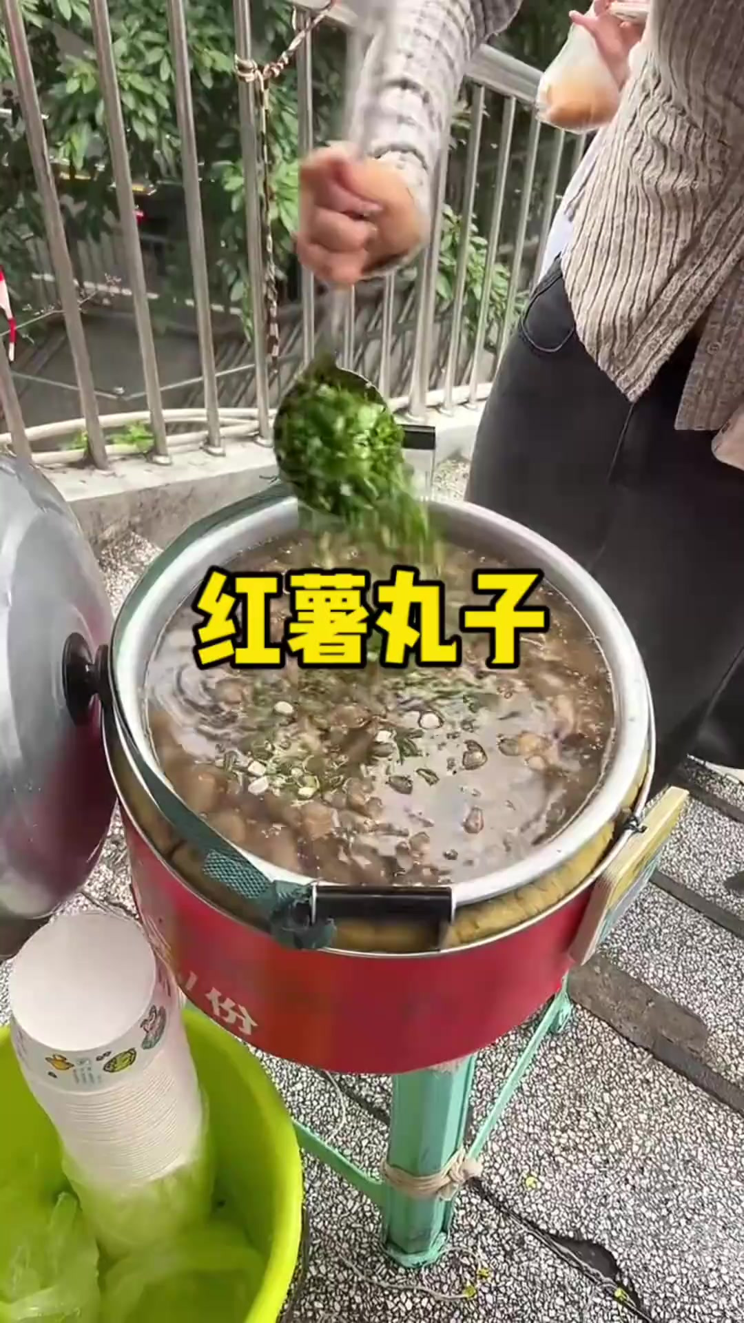 这样的路边摊小吃你们吃过没