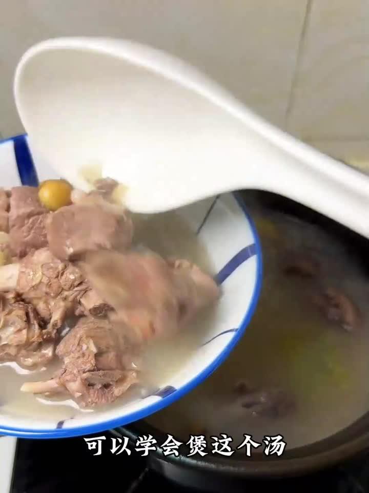 夏日消暑汤:冬瓜薏米炖老鸭,清热祛湿养生必备!