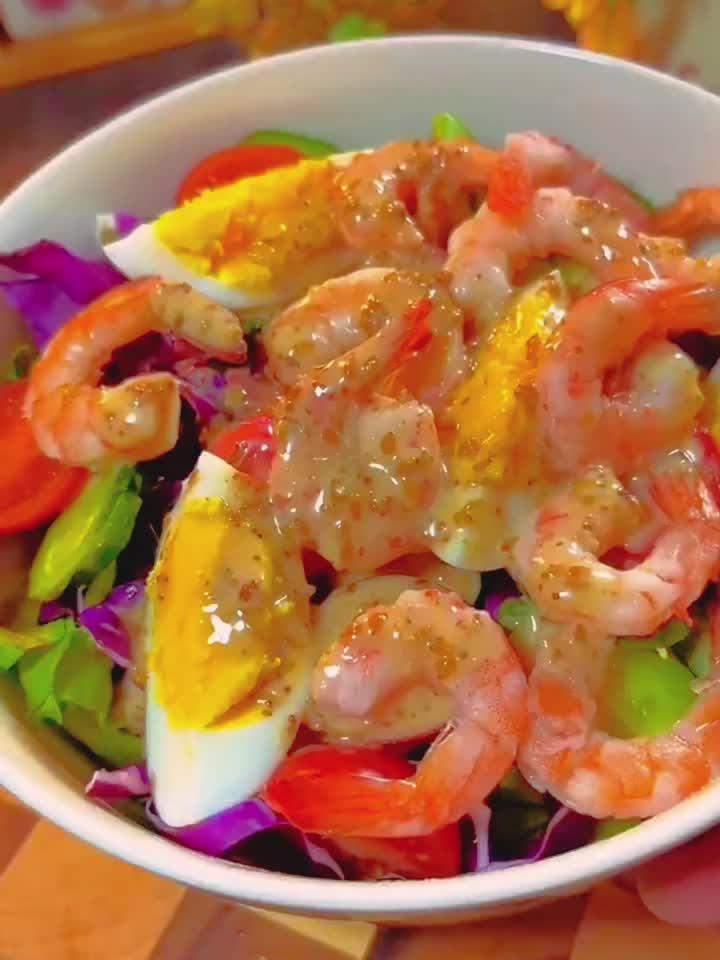 清爽一夏!低卡蔬菜沙拉配秘制拌汁,健康美味比西餐厅更赞