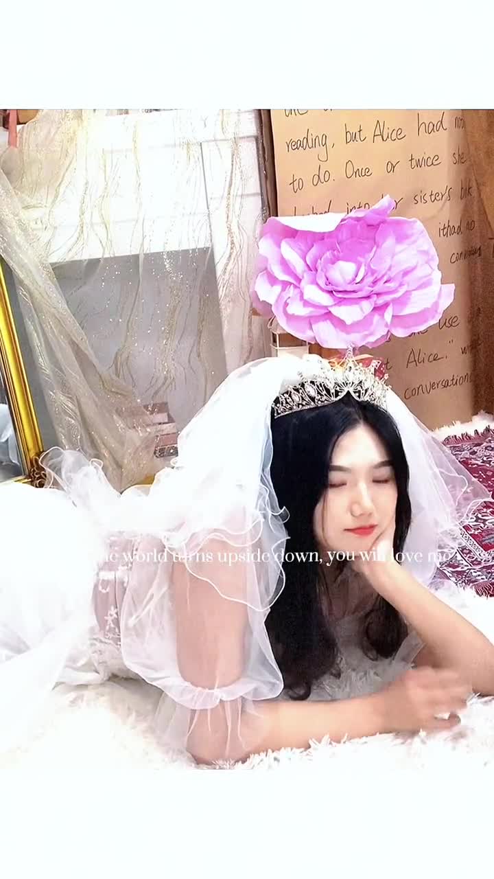 香蕉牛奶甜甜圈云朵中间转圈圈