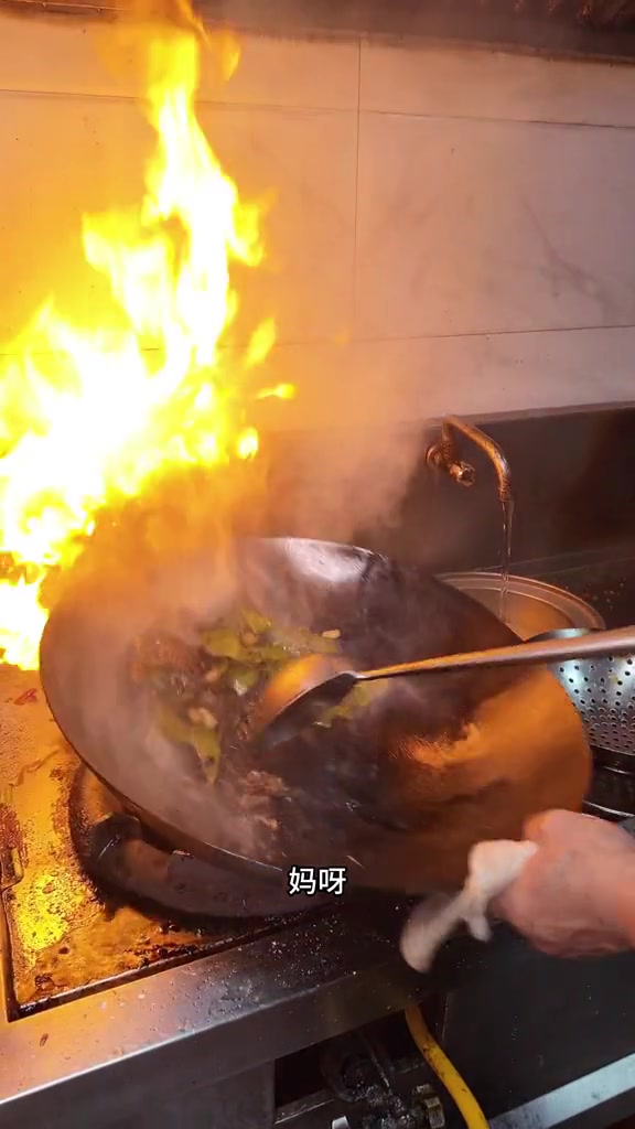 潮汕澄海的烧烤店里的小炒简直夯爆了！