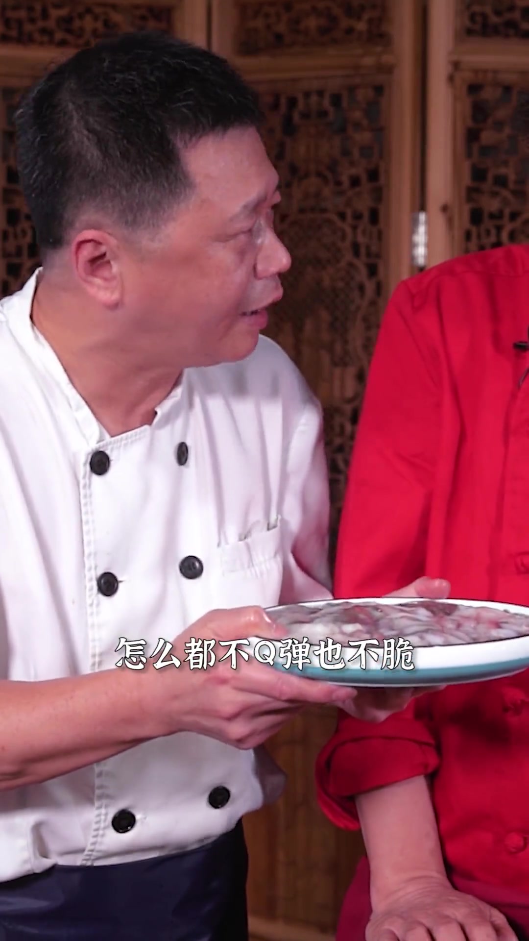 只要按照我这样做,就能做出饭店一样脆爽的白灼章鱼!