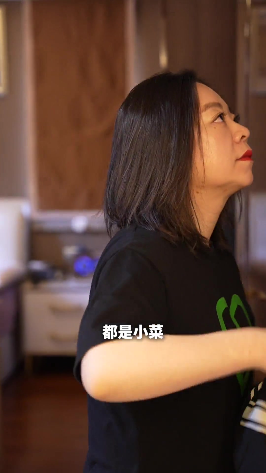 今天平姐给咱安排一顿炸串 还有鸡柳 烤棒骨 麻辣烫