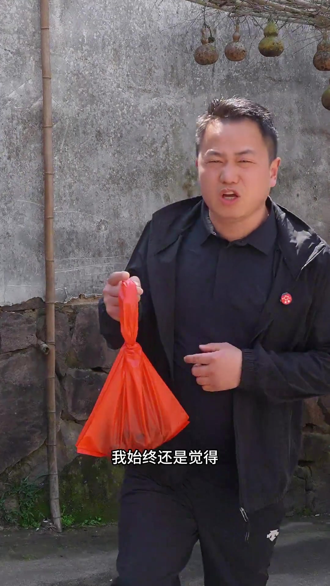 雪菜炒鲍鱼的新做法 原来鲍鱼还可以这样做，真的特别的好吃下饭